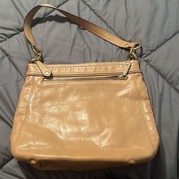 Coach - Picture 2 of 4